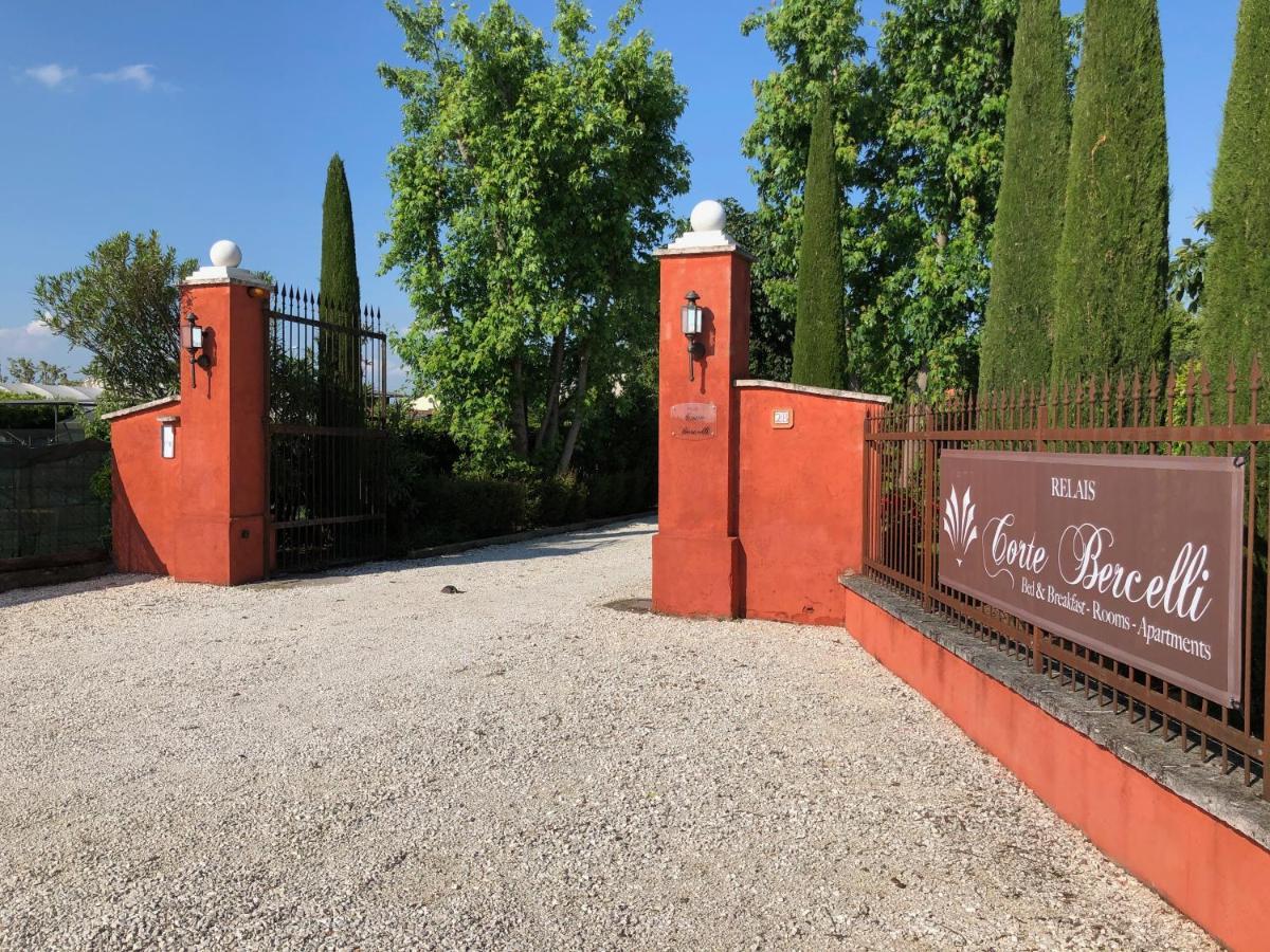 Relais Corte Bercelli Valeggio sul Mincio Exteriör bild