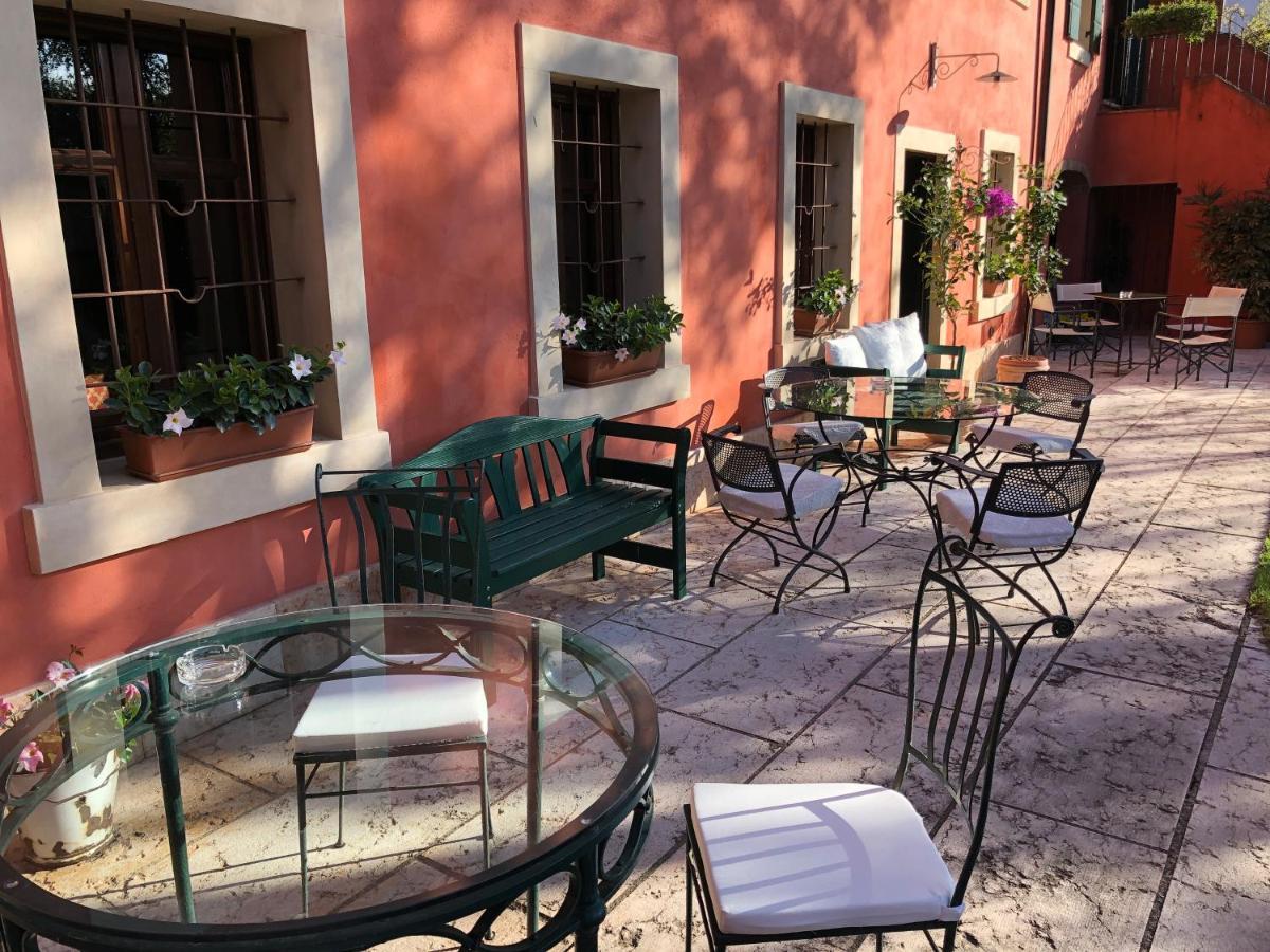 Relais Corte Bercelli Valeggio sul Mincio Exteriör bild