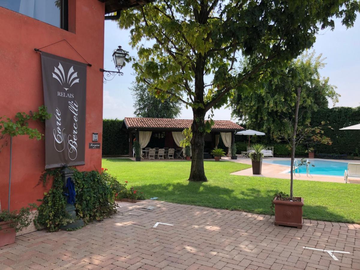 Relais Corte Bercelli Valeggio sul Mincio Exteriör bild